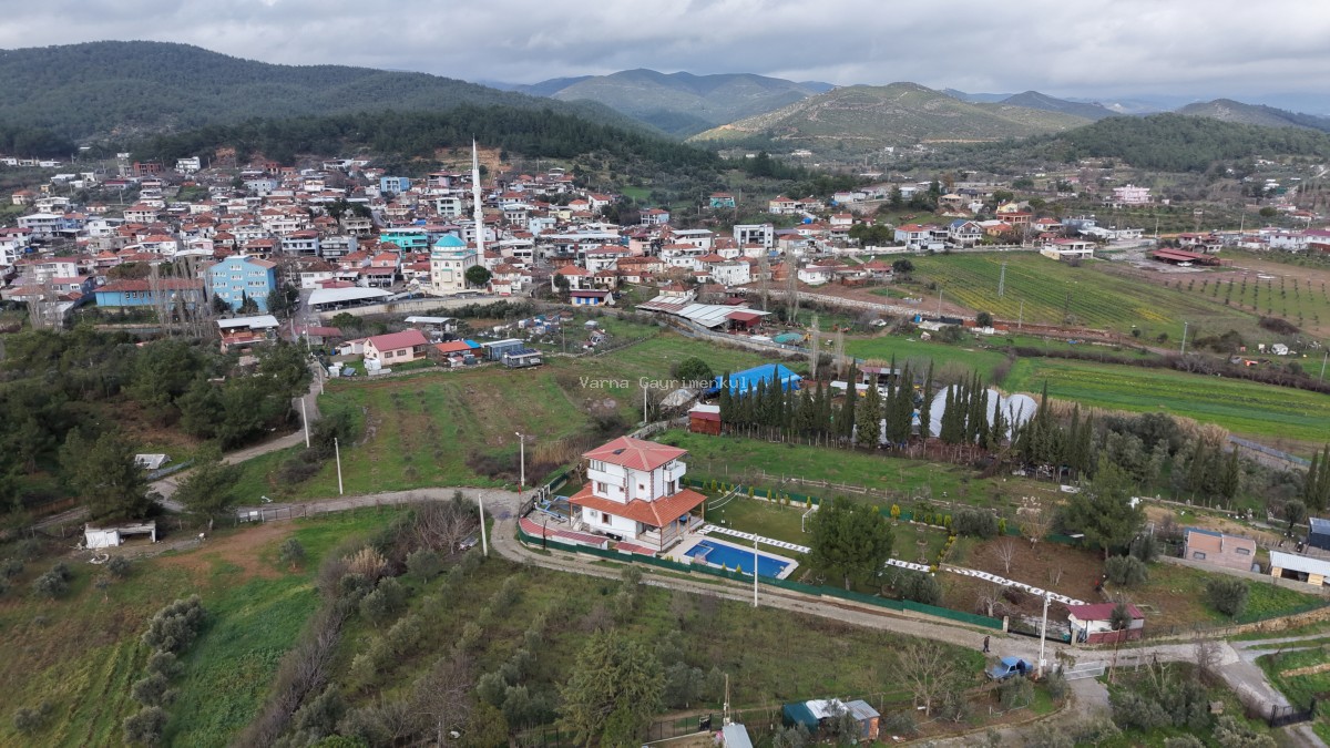 İZMİR YENİKÖY MERKEZDE SATILIK TEKTAPU 1.855 M2 MUHTEŞEM KONUMDA BAHÇE - 2