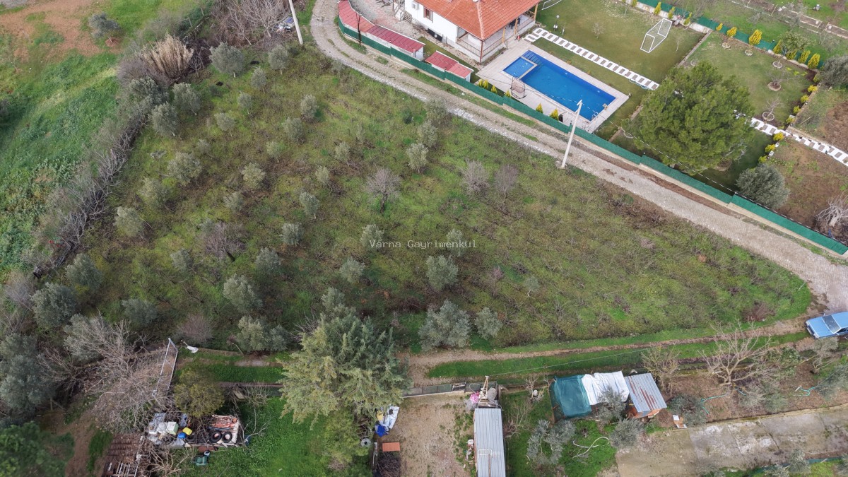 İZMİR YENİKÖY MERKEZDE SATILIK TEKTAPU 1.855 M2 MUHTEŞEM KONUMDA BAHÇE - 7